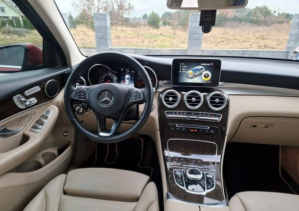 Mercedes-Benz GLC cena 143000 przebieg: 111000, rok produkcji 2019 z Drawsko Pomorskie małe 742